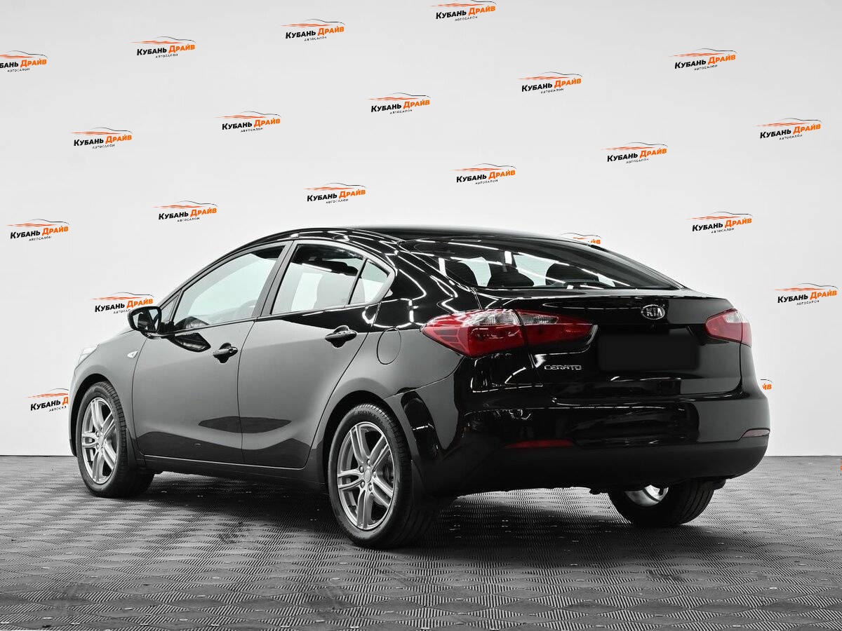 Kia Cerato 2015 года с пробегом. Фото: #2