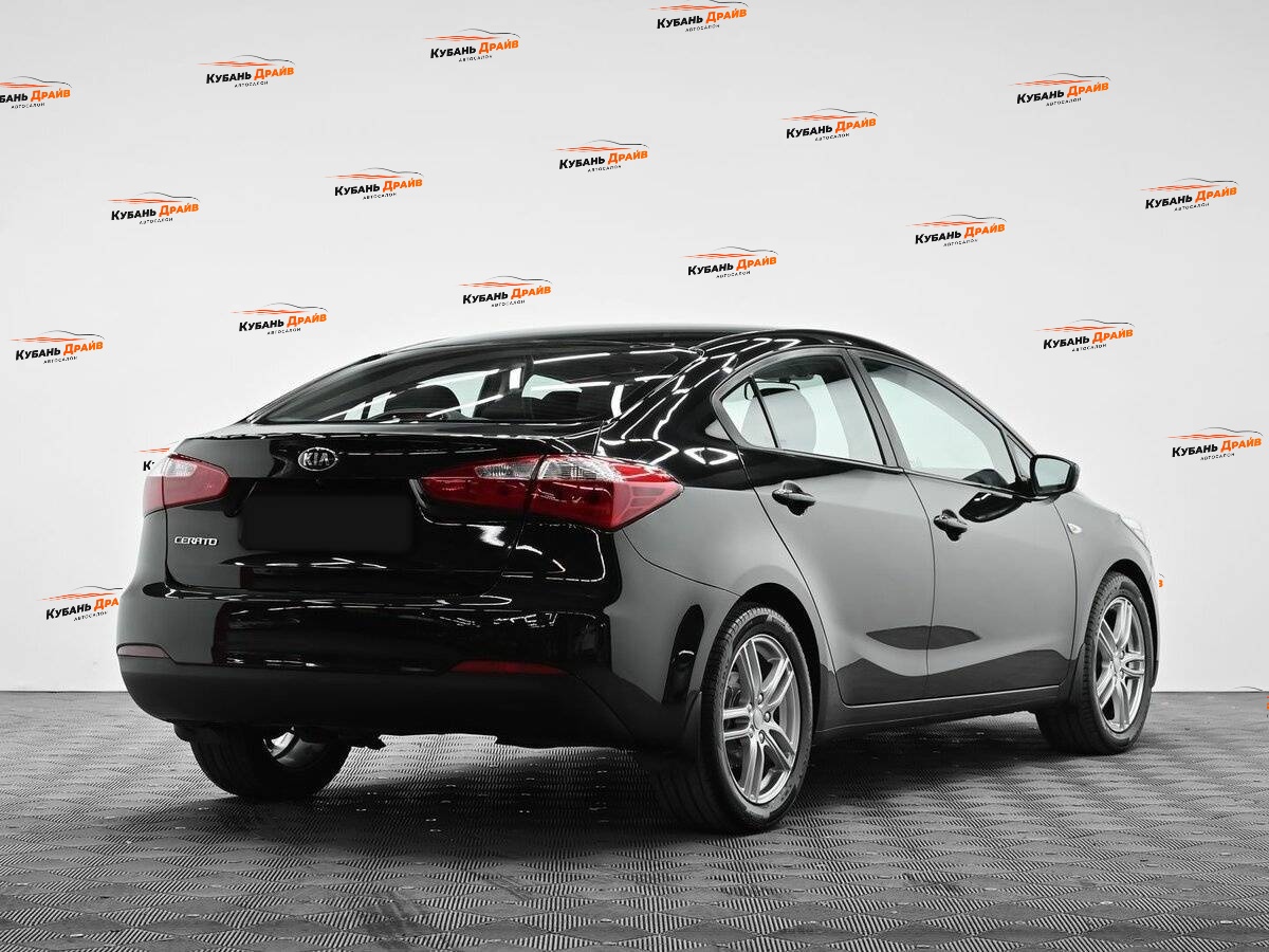 Kia Cerato 2015 года с пробегом. Фото: #3