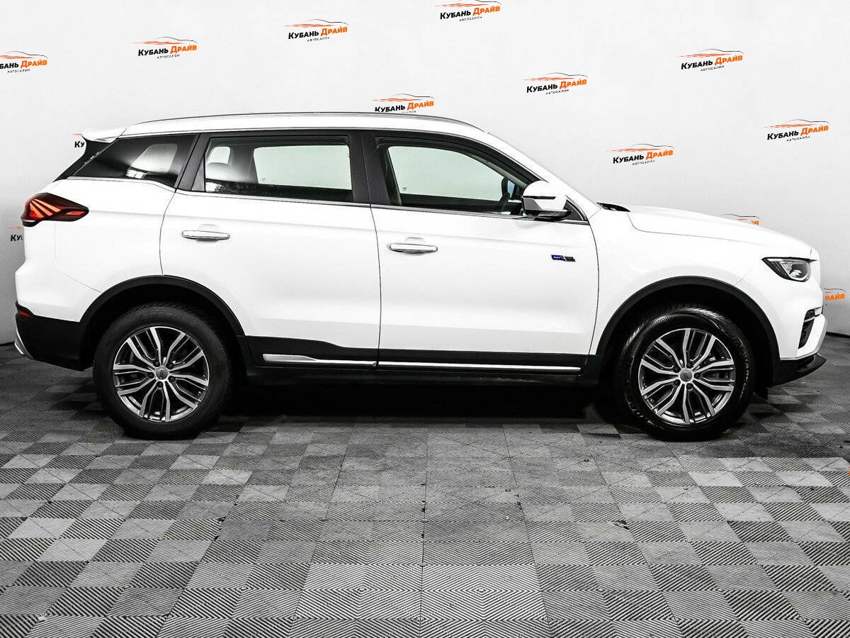 Geely Atlas Pro 2022 года с пробегом. Фото: #3