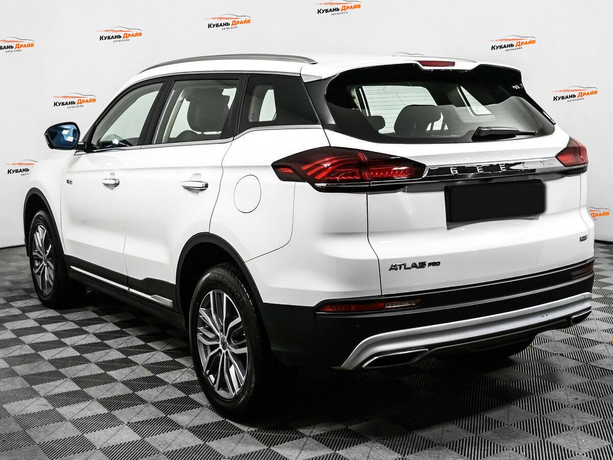 Geely Atlas Pro 2022 года с пробегом. Фото: #6