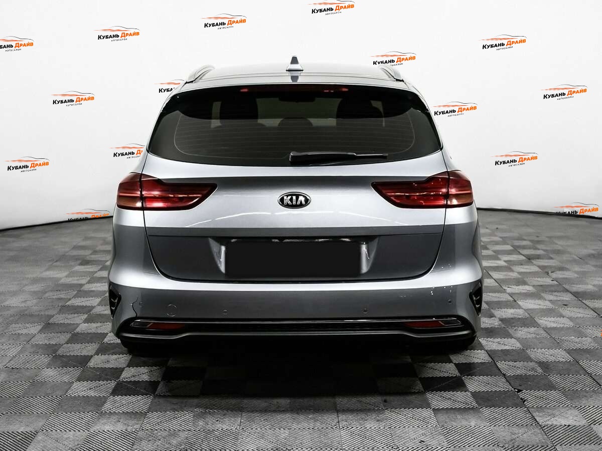 Kia Ceed 2020 года с пробегом. Фото: #5