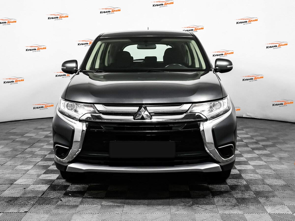 Mitsubishi Outlander 2016 года с пробегом. Фото: #1