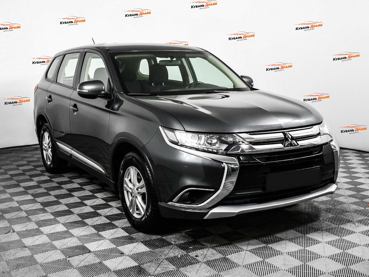 Mitsubishi Outlander 2016 года с пробегом. Фото: #2