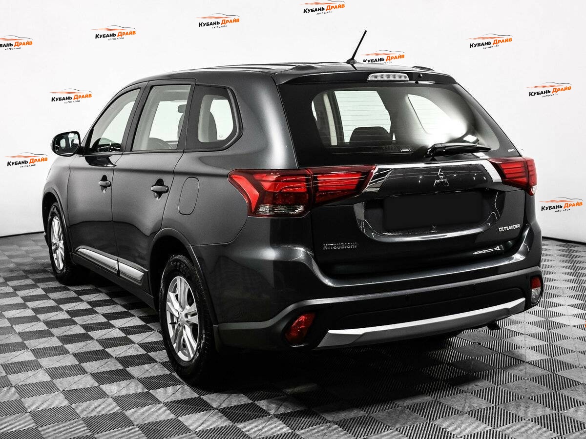 Mitsubishi Outlander 2016 года с пробегом. Фото: #6