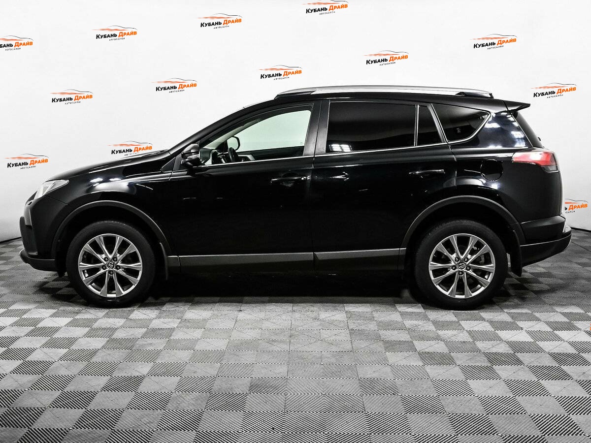 Toyota RAV4 2017 года с пробегом. Фото: #7