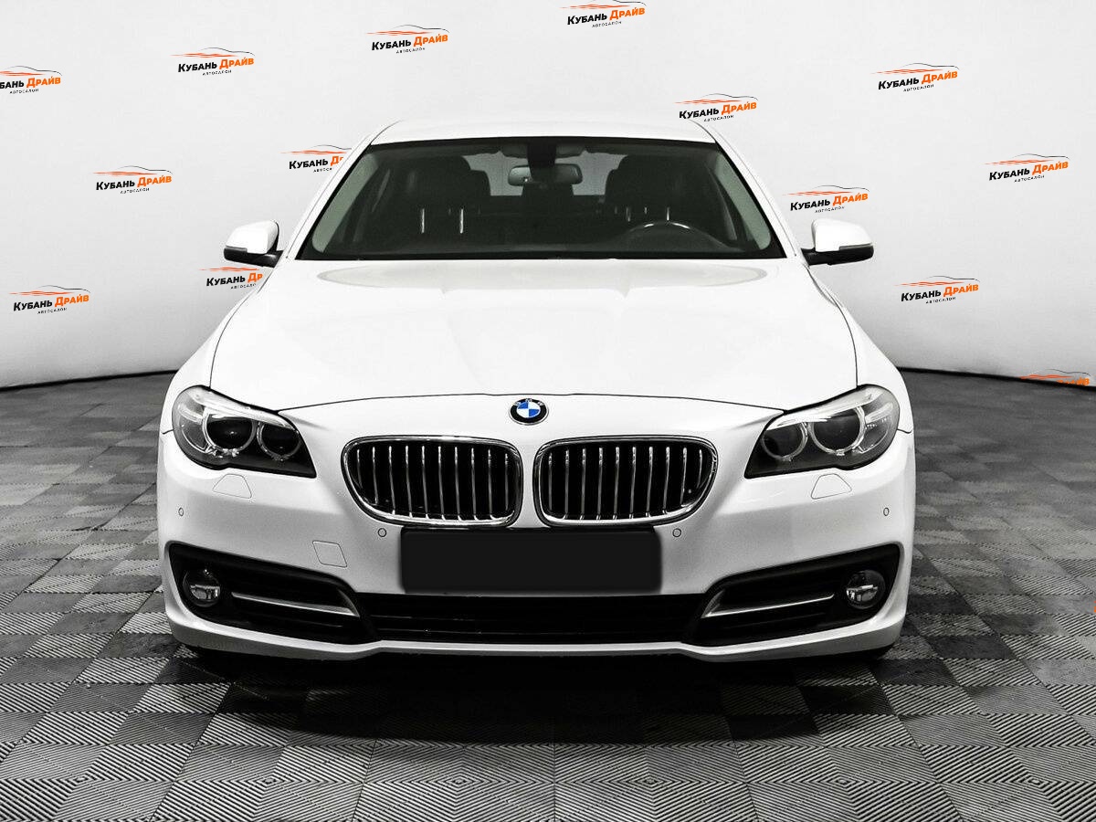 BMW 5 серии 2014 года с пробегом. Фото: #1