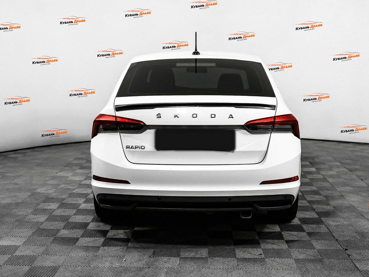 Skoda Rapid 2021 года с пробегом. Фото: #5