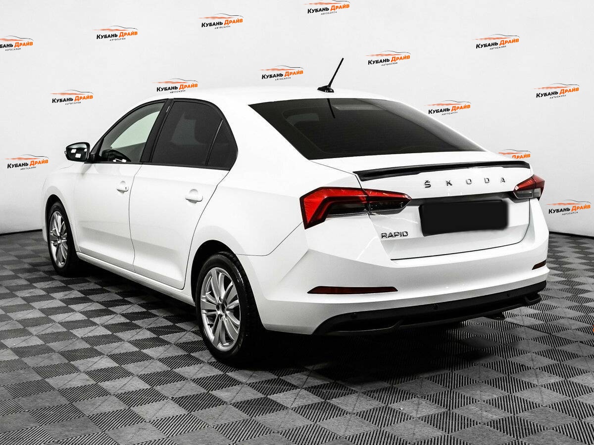 Skoda Rapid 2021 года с пробегом. Фото: #6