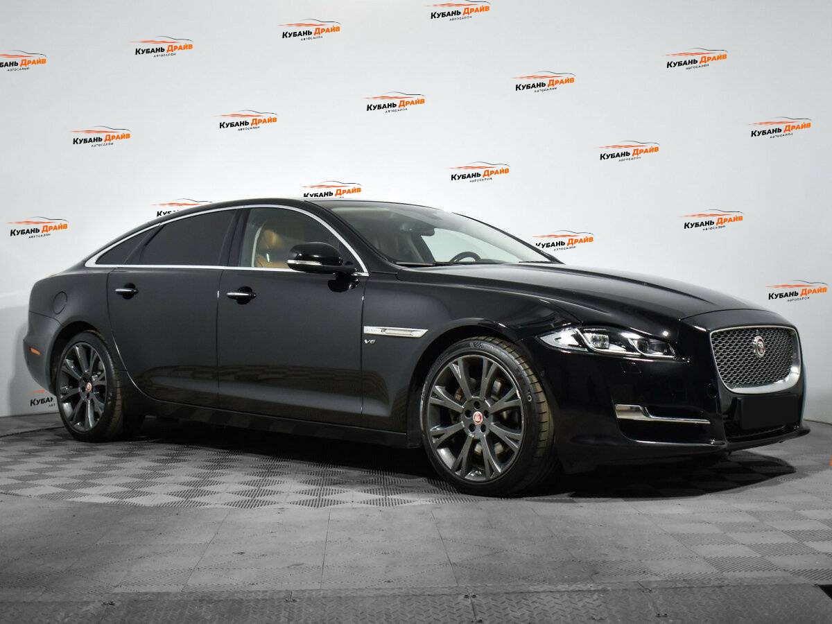 Jaguar XJ 2016 года с пробегом. Фото: #2