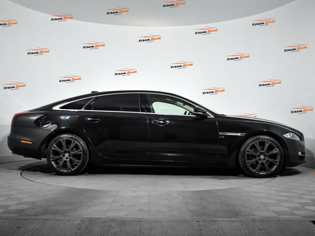 Jaguar XJ 2016 года с пробегом. Фото: #3