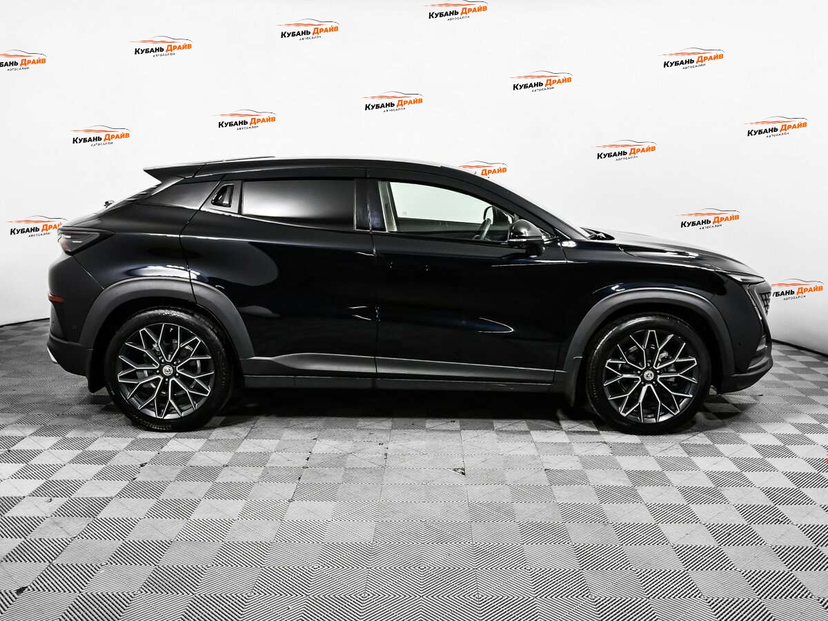 Changan UNI-T 2023 года с пробегом. Фото: #3