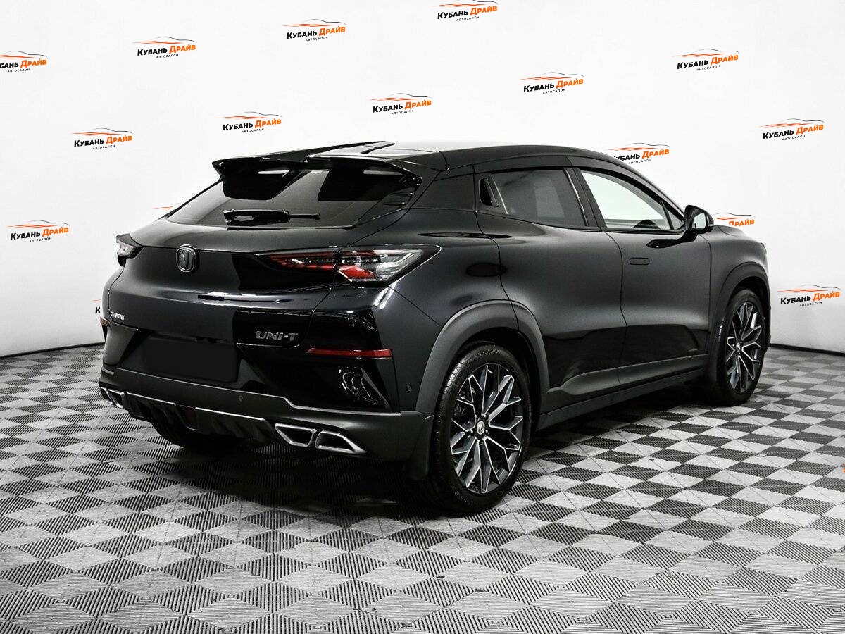 Changan UNI-T 2023 года с пробегом. Фото: #4