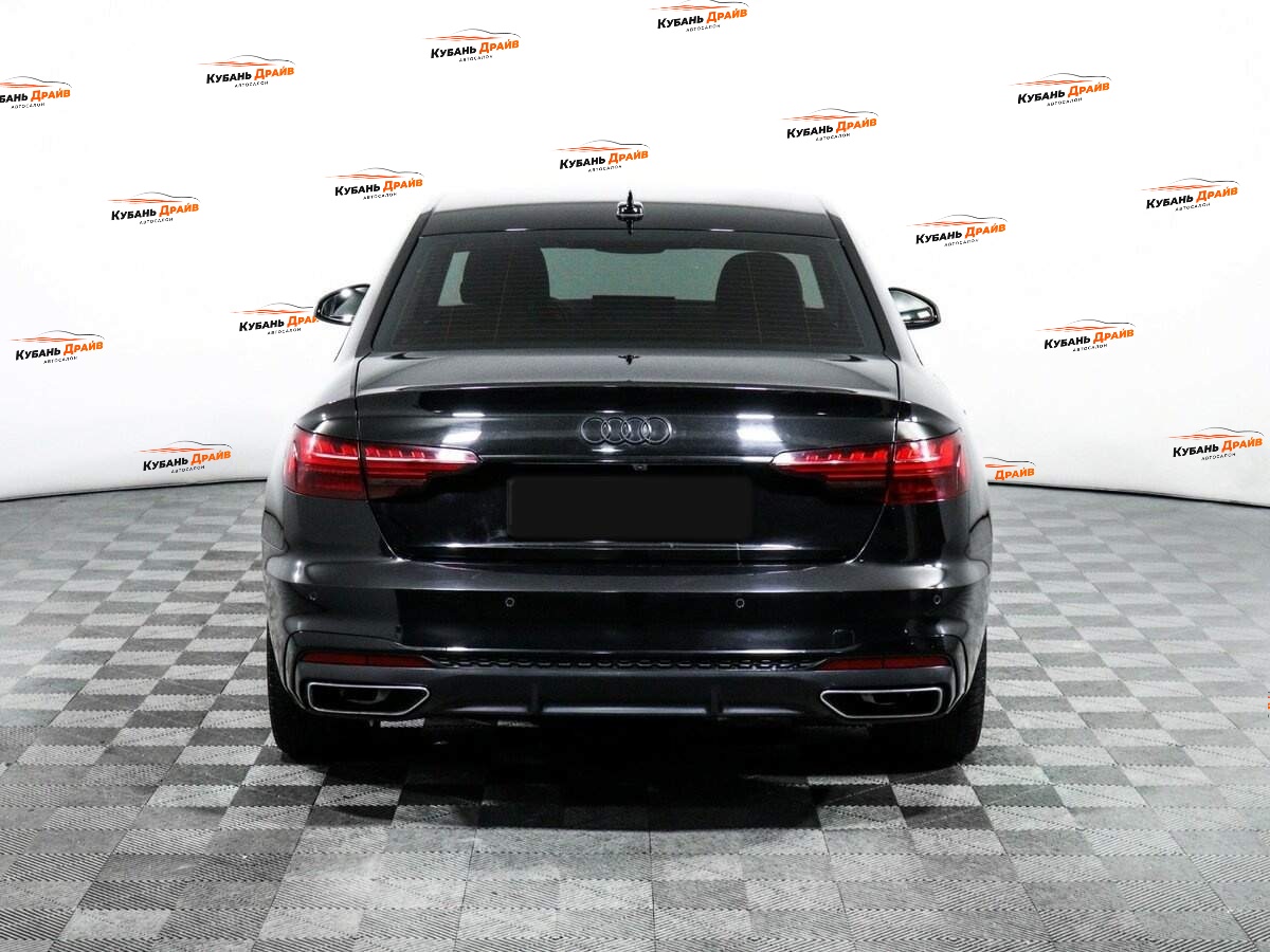 Audi A4 2021 года с пробегом. Фото: #5