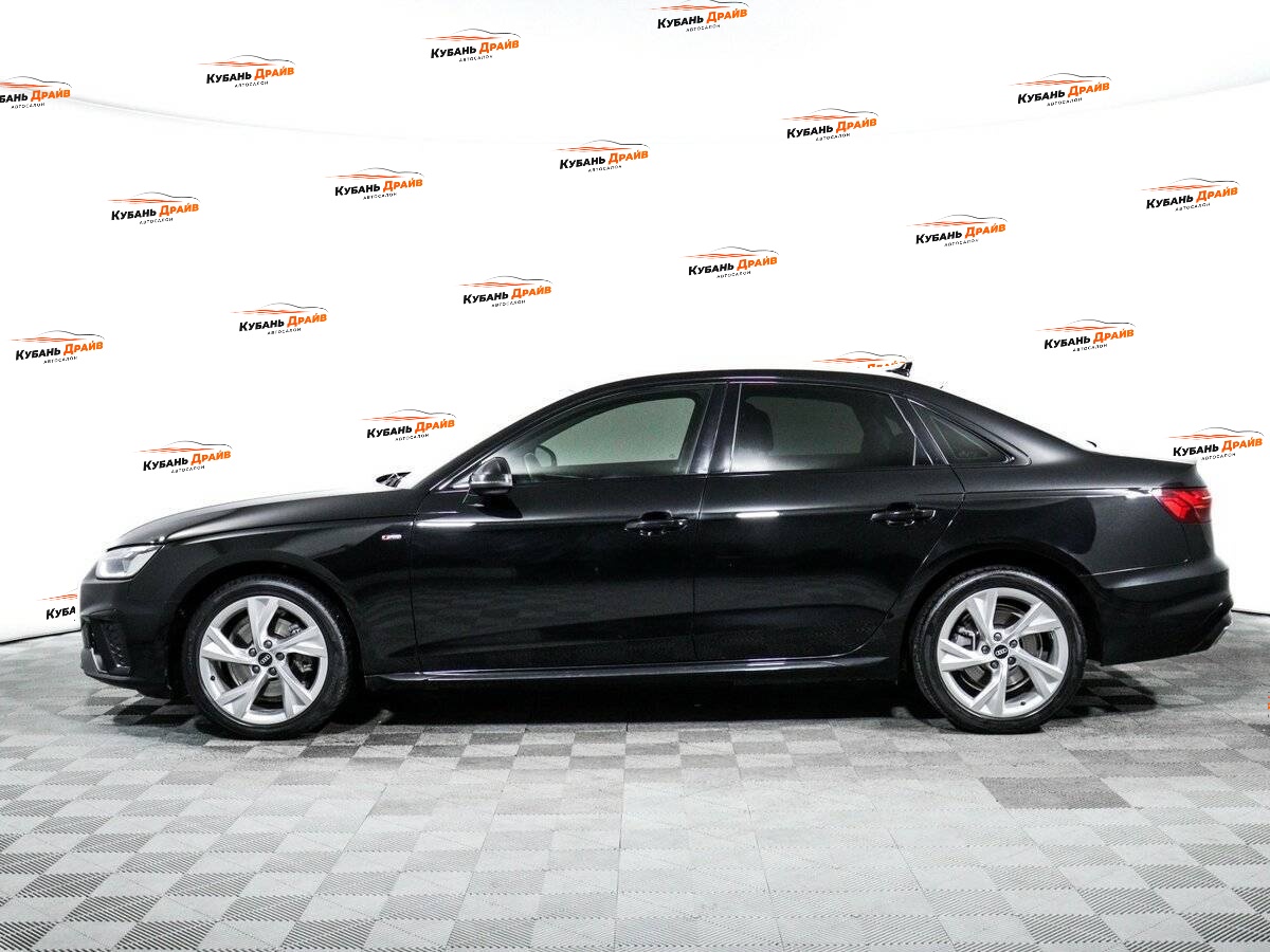 Audi A4 2021 года с пробегом. Фото: #7