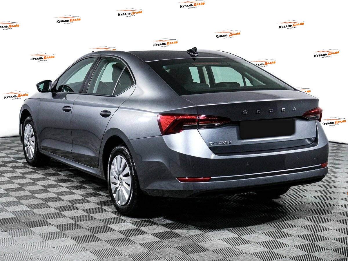 Skoda Octavia 2021 года с пробегом. Фото: #6