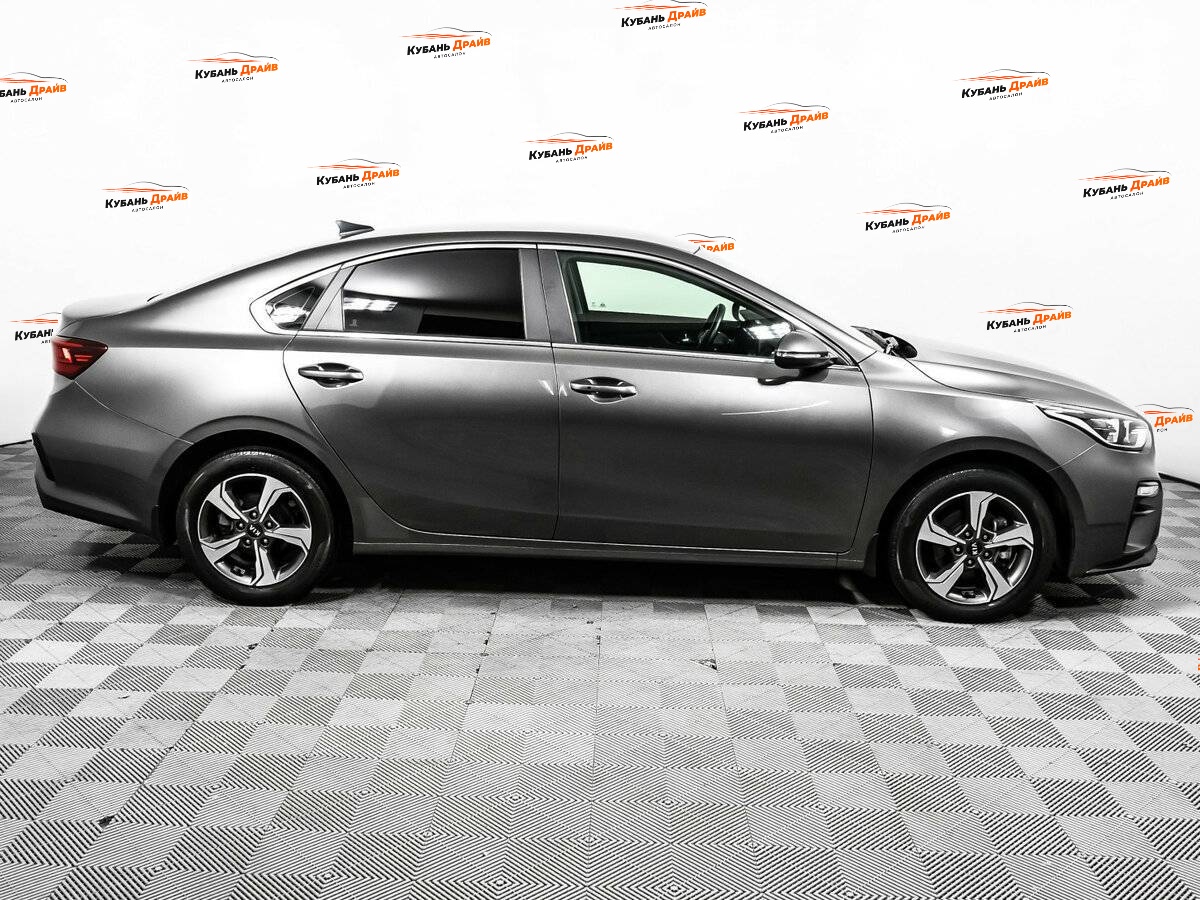Kia Cerato 2021 года с пробегом. Фото: #3