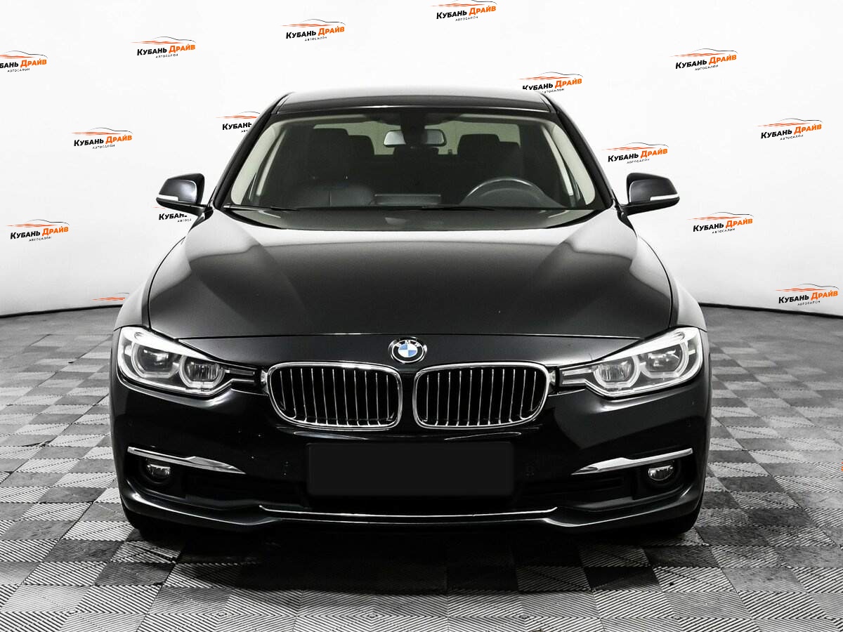 BMW 3 серии 2016 года с пробегом. Фото: #1