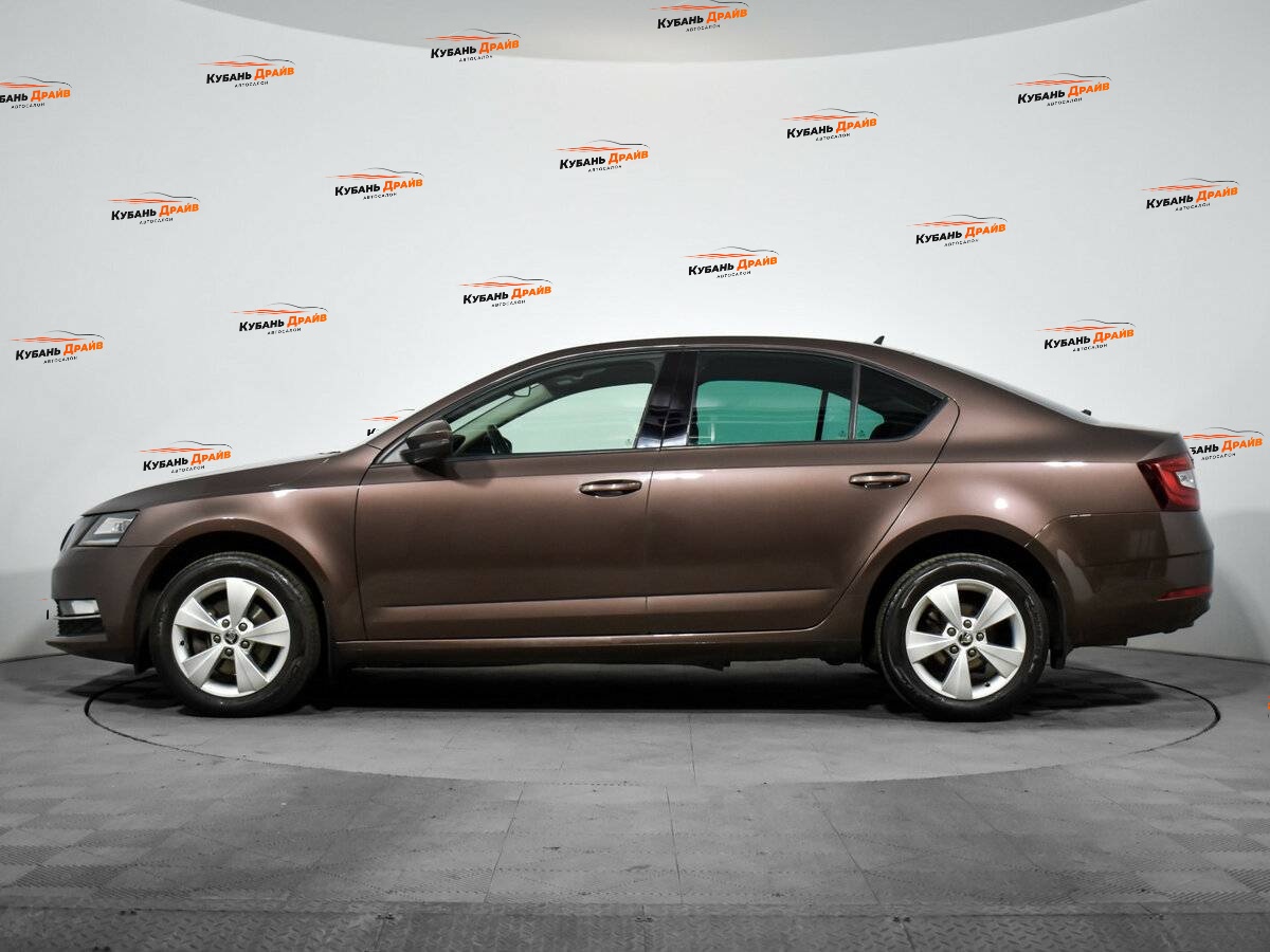 Skoda Octavia 2019 года с пробегом. Фото: #7