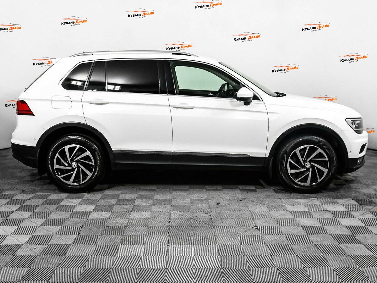 Volkswagen Tiguan 2018 года с пробегом. Фото: #3