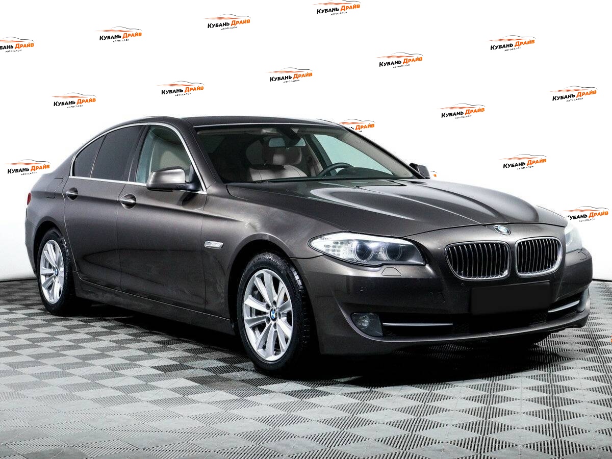 BMW 5 серии 2012 года с пробегом. Фото: #2