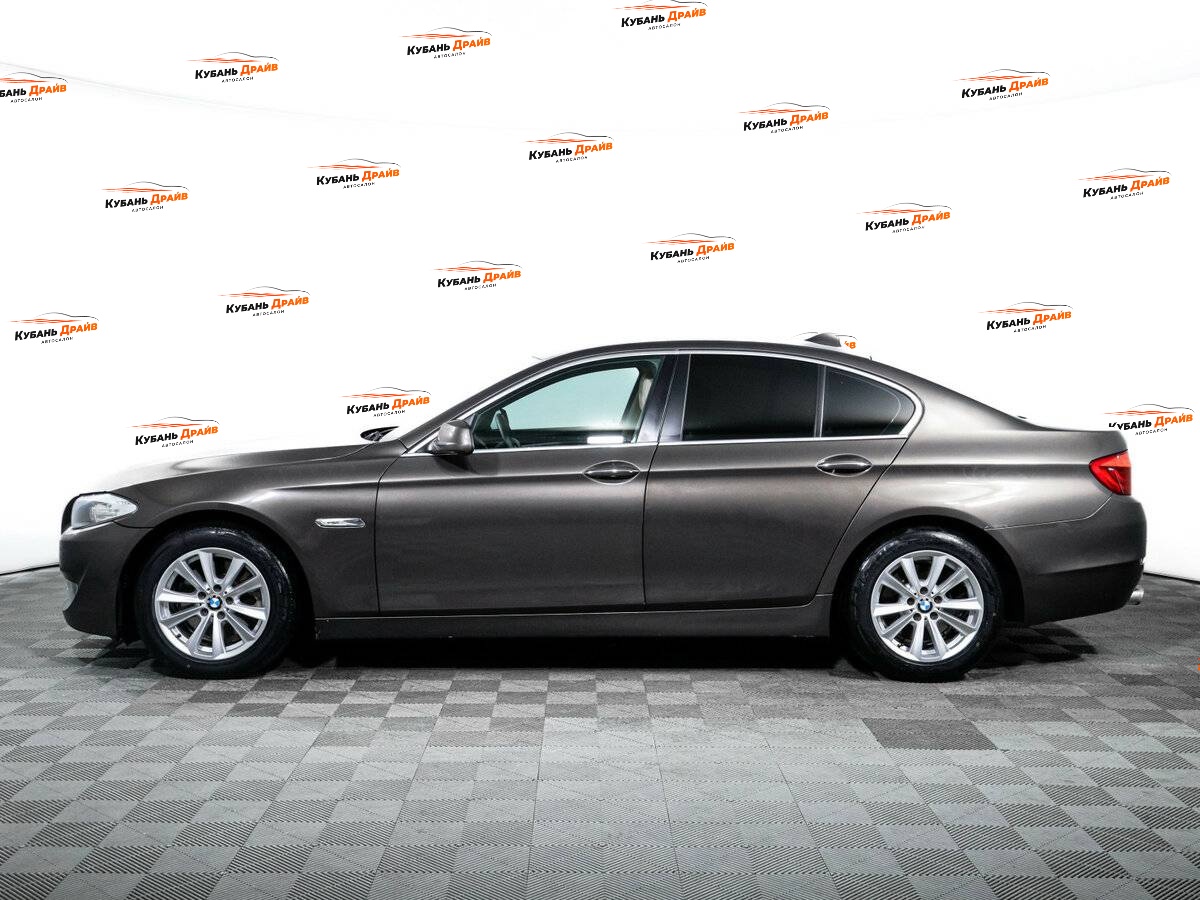 BMW 5 серии 2012 года с пробегом. Фото: #7