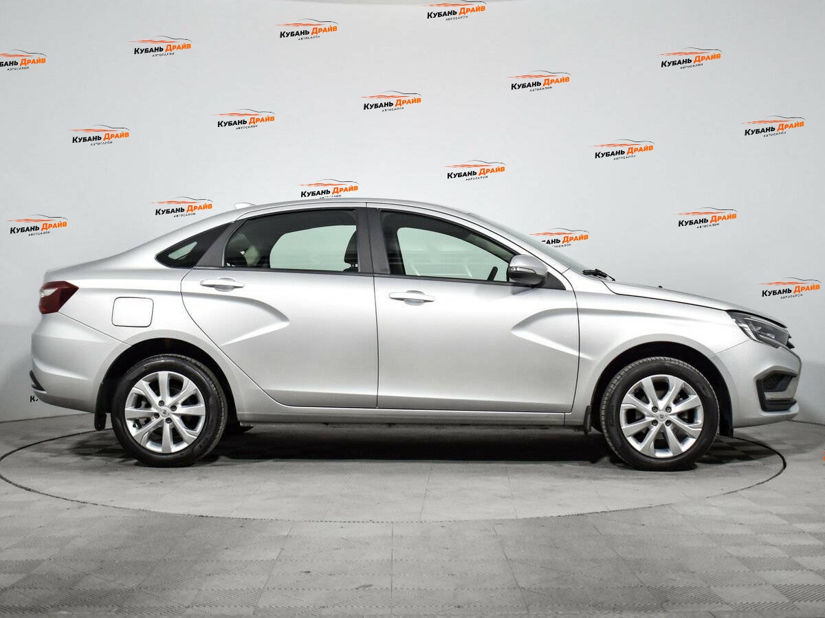 Lada (ВАЗ) Vesta 2023 года с пробегом. Фото: #3