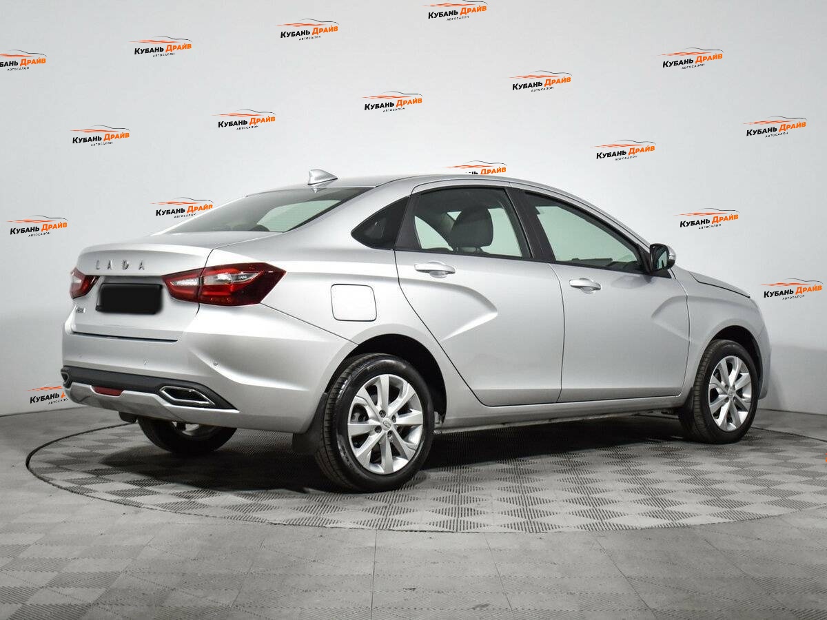 Lada (ВАЗ) Vesta 2023 года с пробегом. Фото: #4