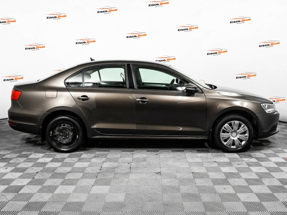 Volkswagen Jetta 2013 года с пробегом. Фото: #3
