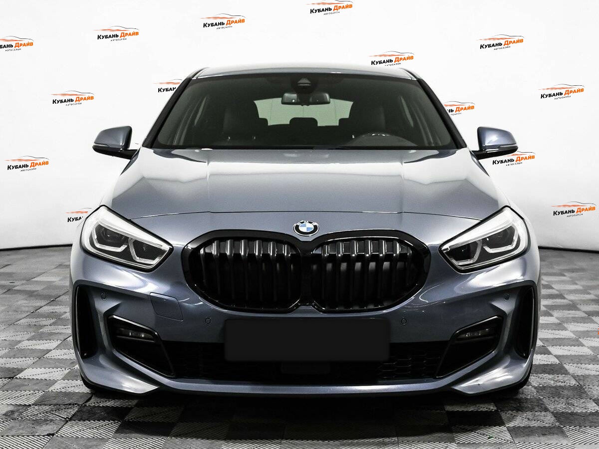 BMW 1 серии 2020 года с пробегом. Фото: #1