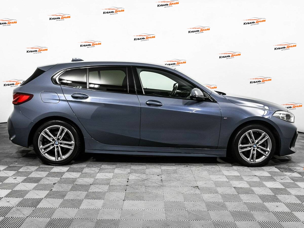 BMW 1 серии 2020 года с пробегом. Фото: #3