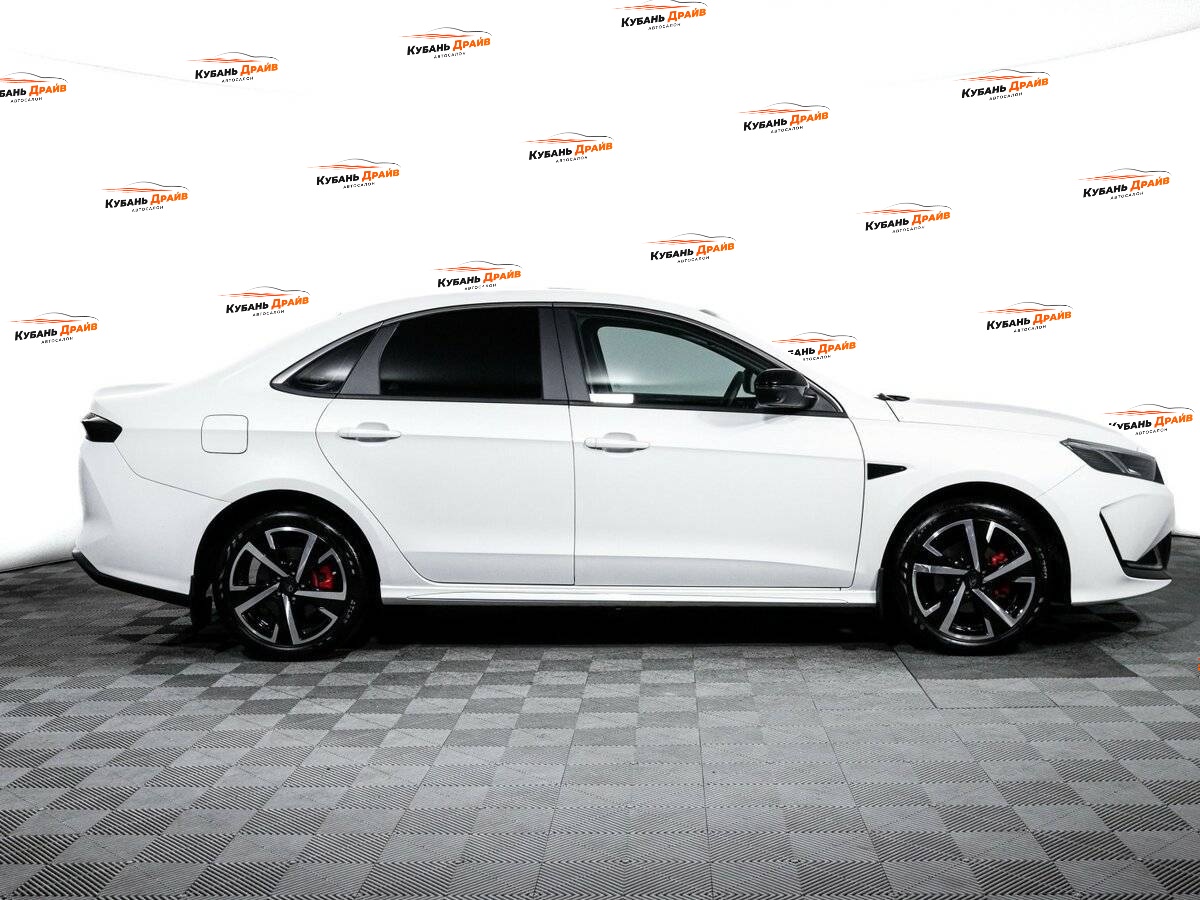 KAIYI E5 2023 года с пробегом. Фото: #3