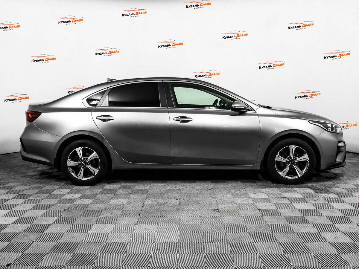 Kia Cerato 2018 года с пробегом. Фото: #3
