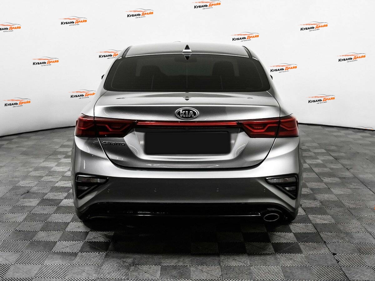 Kia Cerato 2018 года с пробегом. Фото: #5