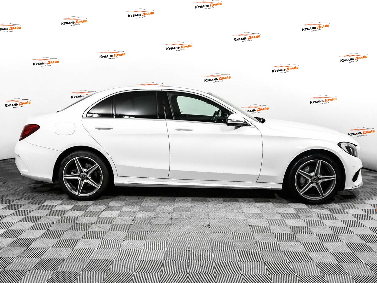 Mercedes-Benz C-Класс 2017 года с пробегом. Фото: #3