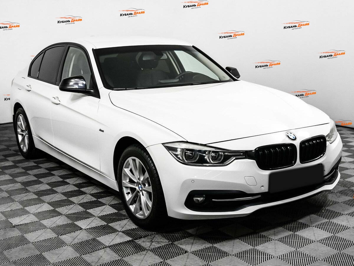 BMW 3 серии 2017 года с пробегом. Фото: #2