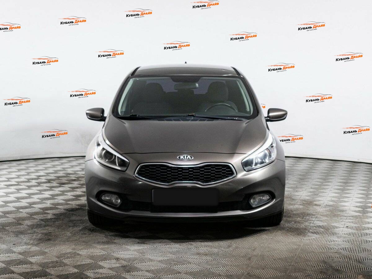 Kia Ceed 2012 года с пробегом. Фото: #1