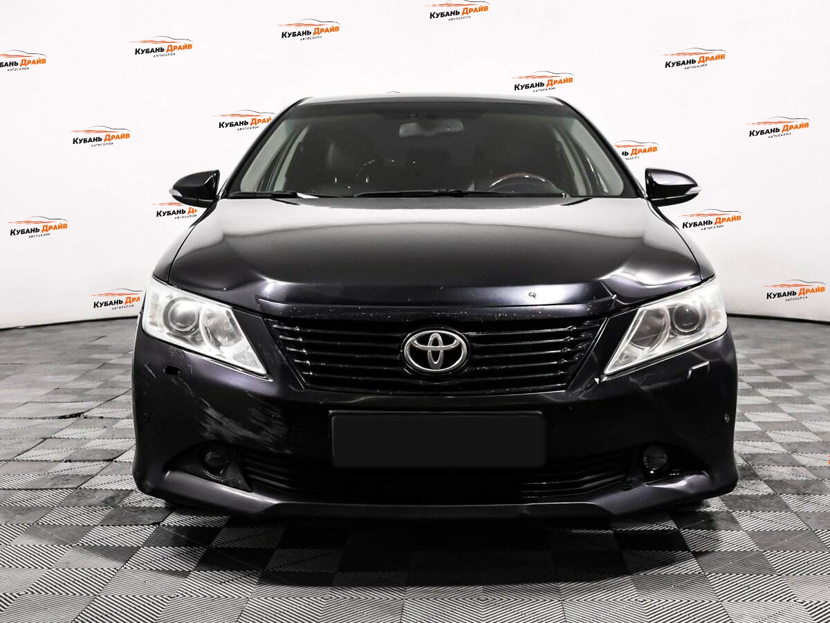 Toyota Camry 2012 года с пробегом. Фото: #1