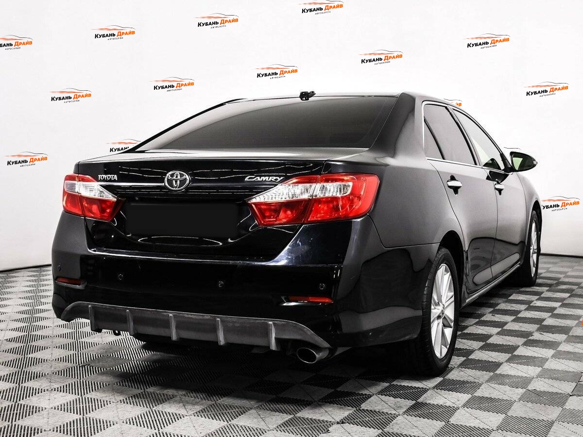 Toyota Camry 2012 года с пробегом. Фото: #4