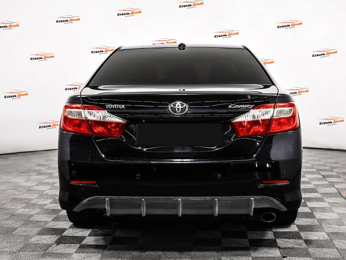 Toyota Camry 2012 года с пробегом. Фото: #5