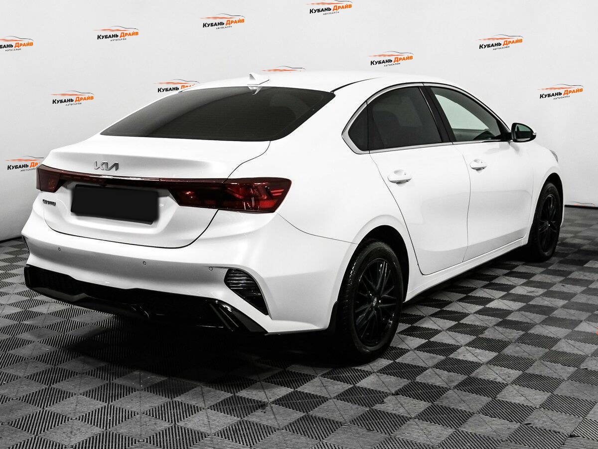 Kia Cerato 2022 года с пробегом. Фото: #4