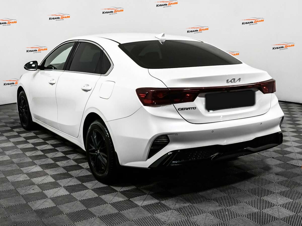 Kia Cerato 2022 года с пробегом. Фото: #6