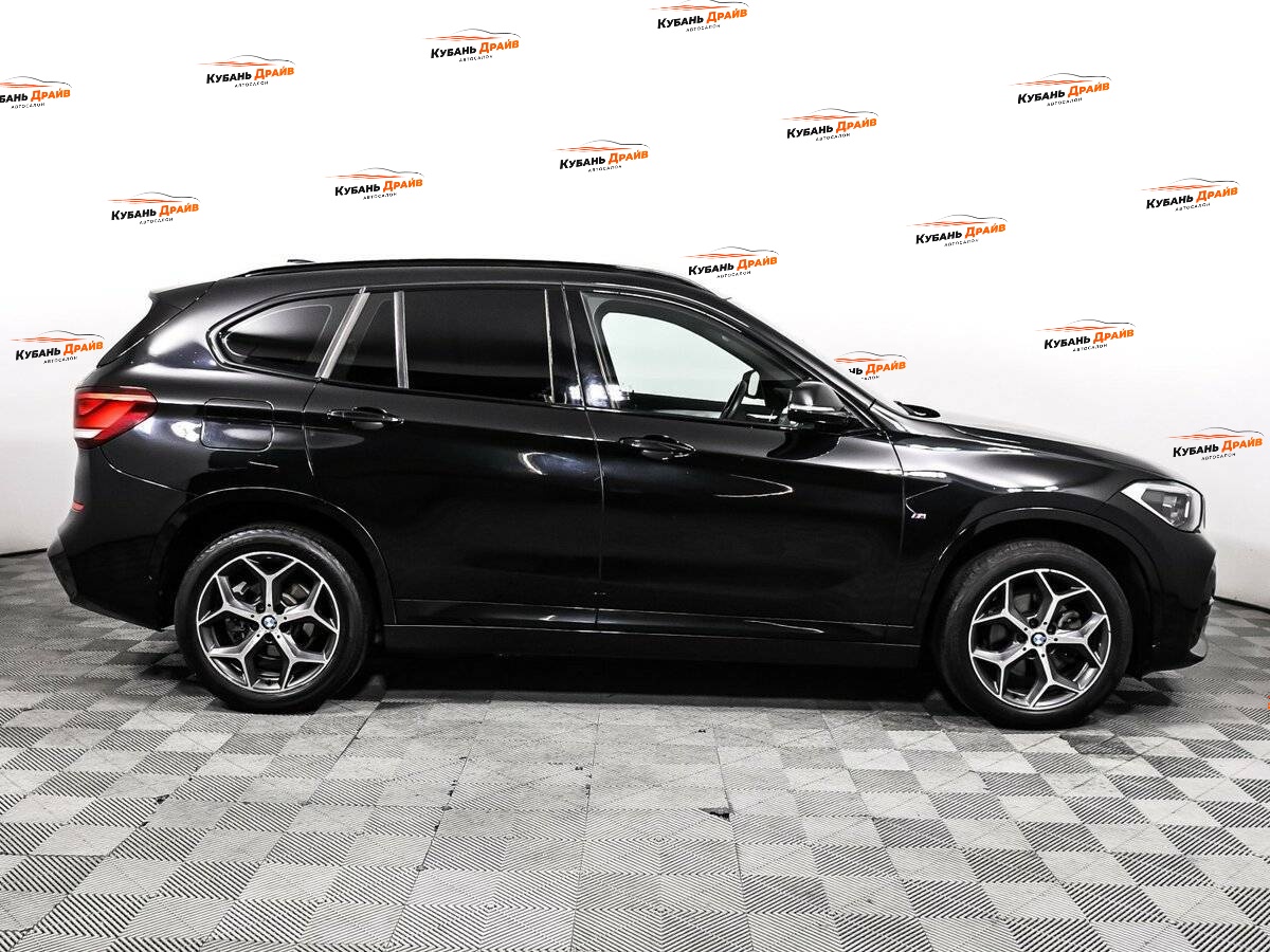 BMW X1 2019 года с пробегом. Фото: #3