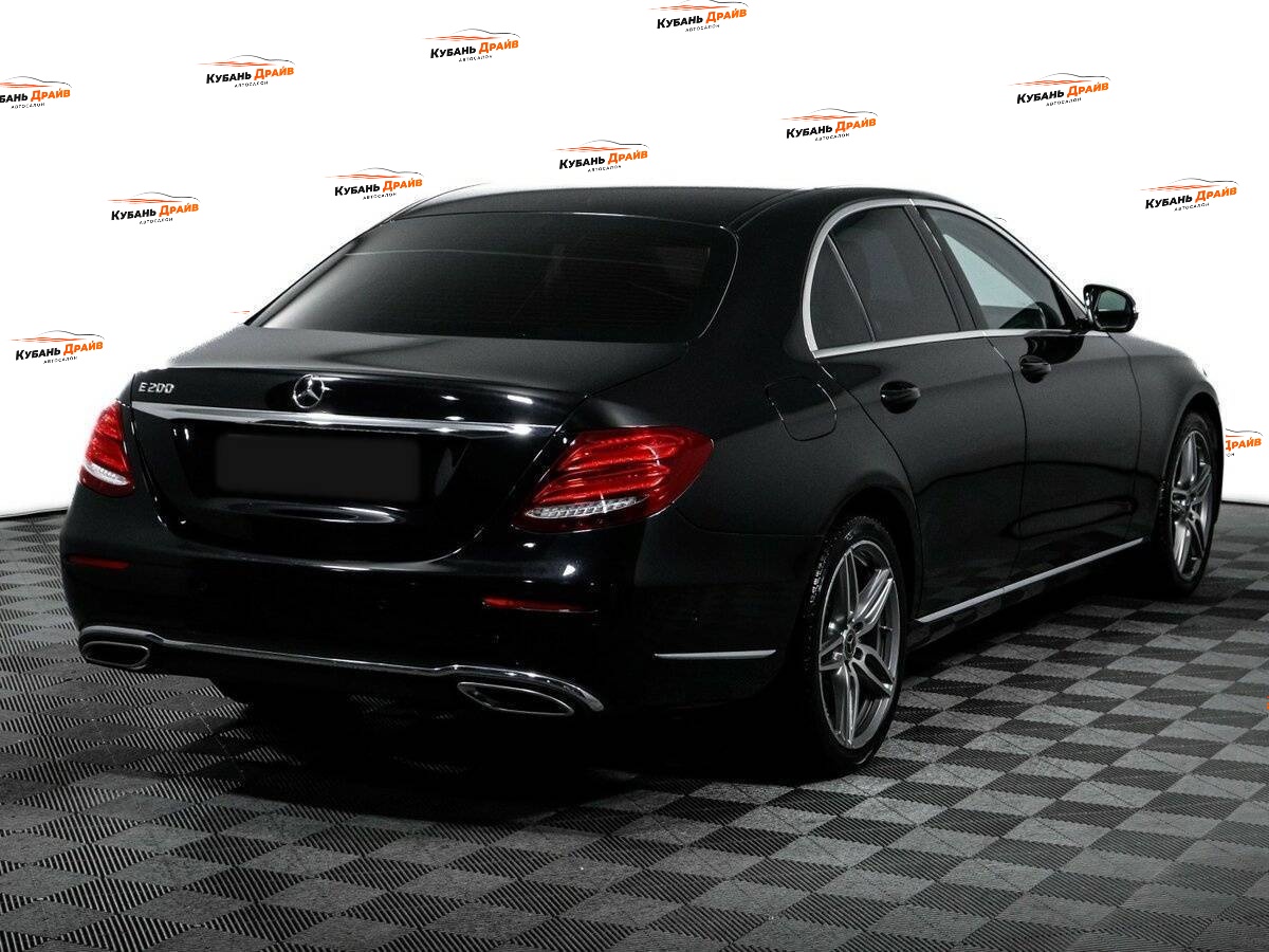 Mercedes-Benz E-Класс 2016 года с пробегом. Фото: #4