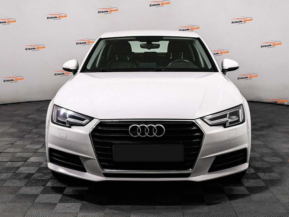 Audi A4 2018 года с пробегом. Фото: #1