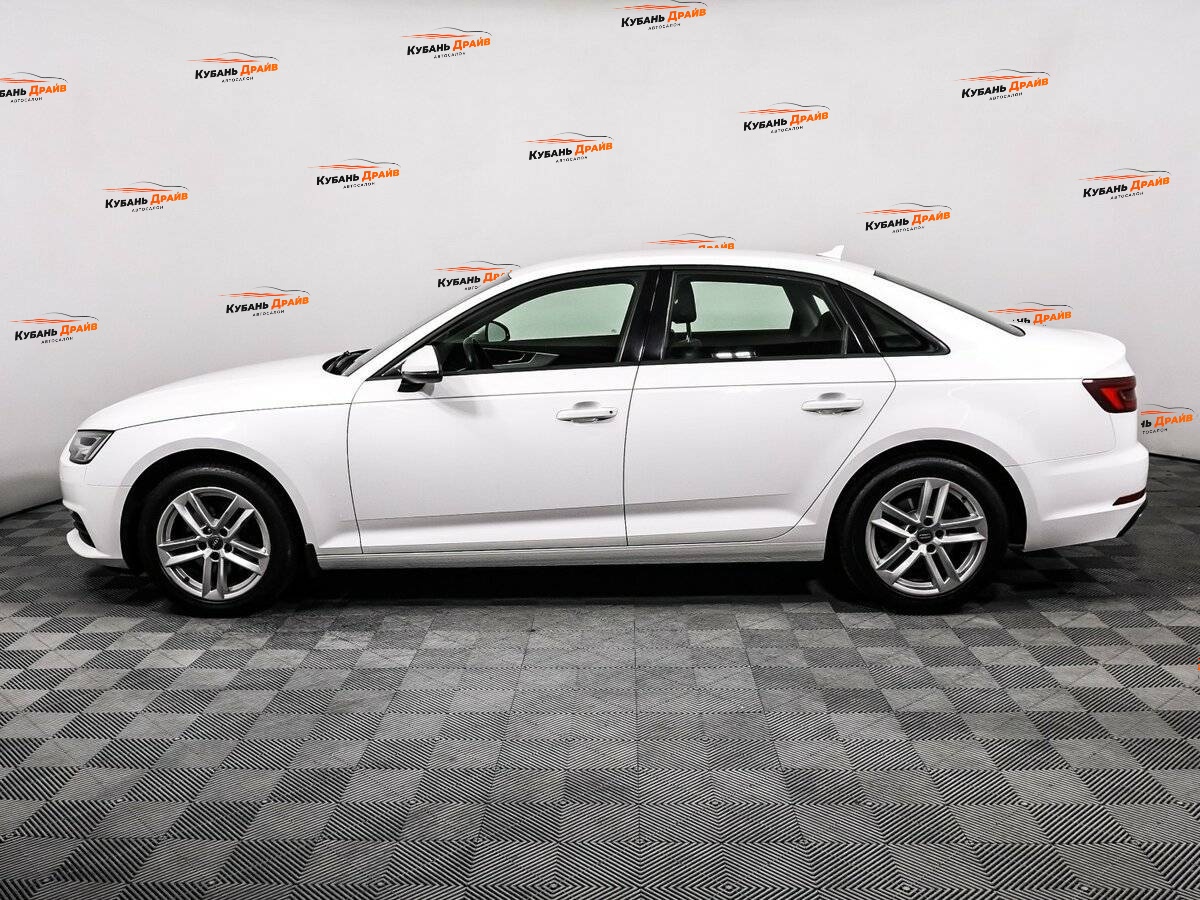 Audi A4 2018 года с пробегом. Фото: #7
