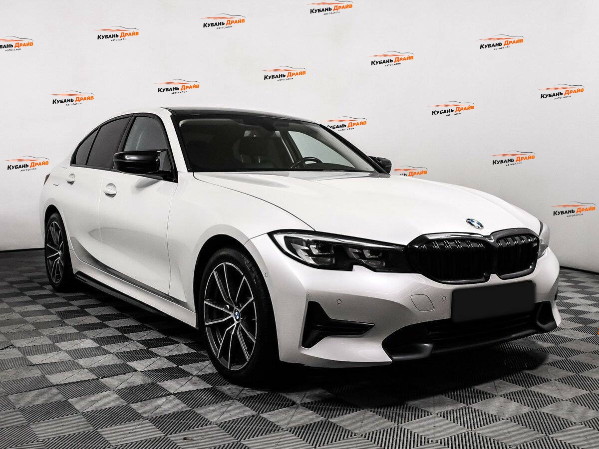 BMW 3 серии 2019 года с пробегом. Фото: #2
