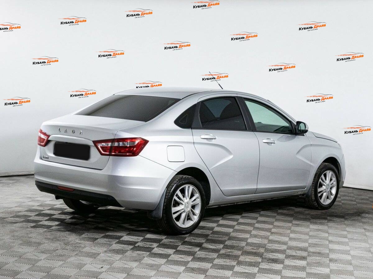Lada (ВАЗ) Vesta 2021 года с пробегом. Фото: #3