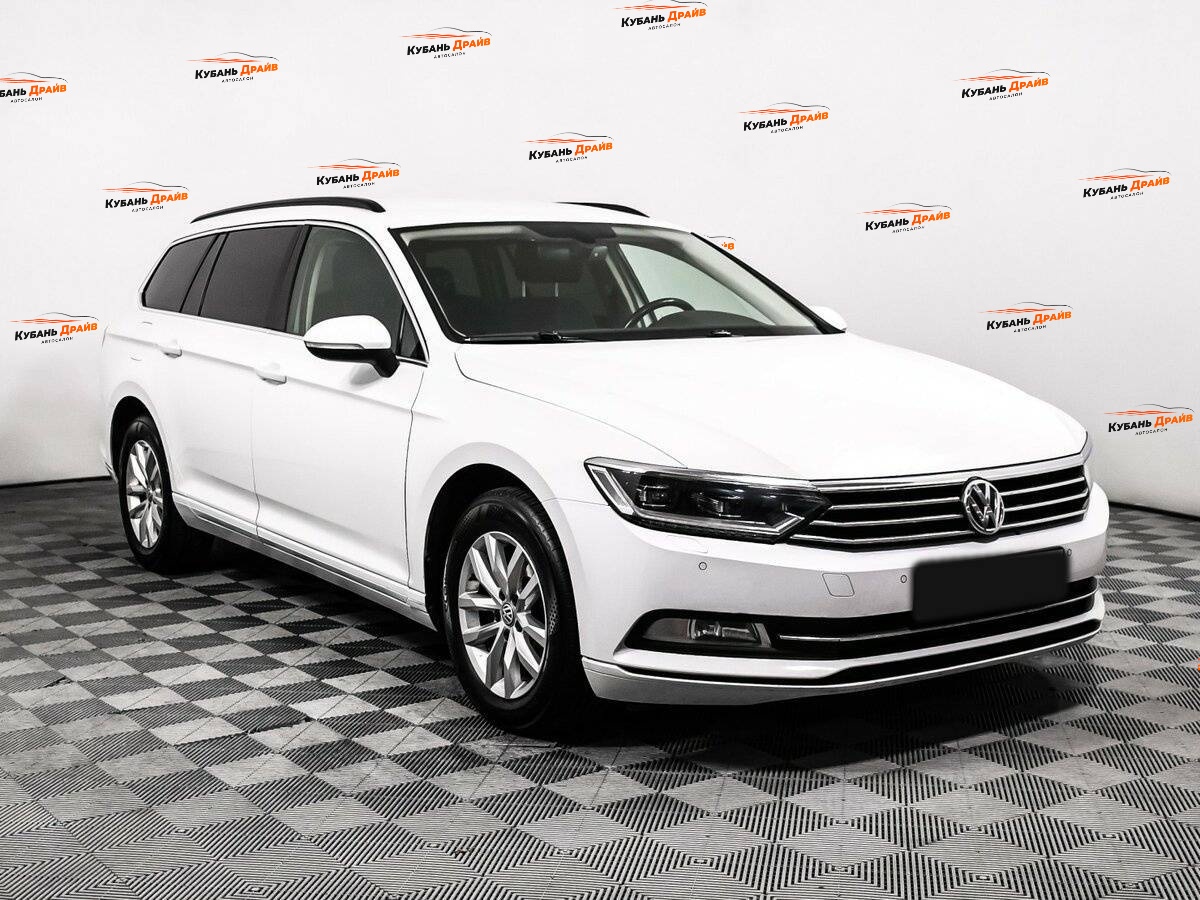 Volkswagen Passat 2018 года с пробегом. Фото: #2