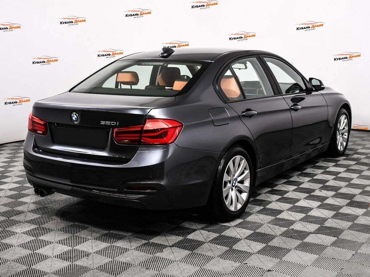BMW 3 серии 2017 года с пробегом. Фото: #4