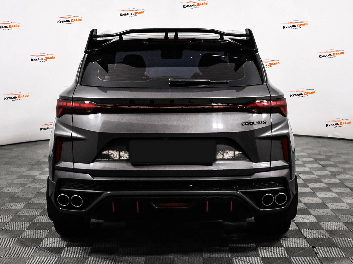 Geely Coolray 2023 года с пробегом. Фото: #5